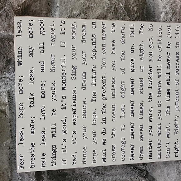 Fear Less Plaque - Picture 2 of 5